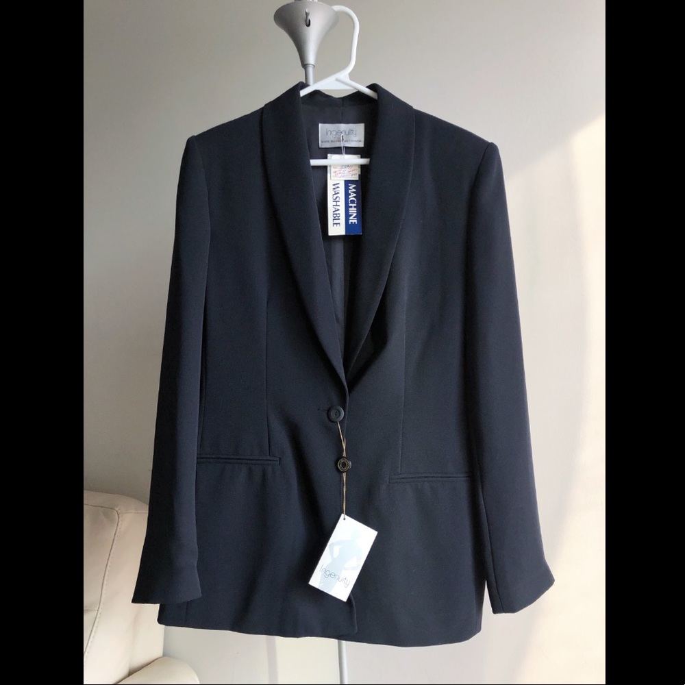 NWT Size 8 Ingenuity Women’s Navy Blue Blazer